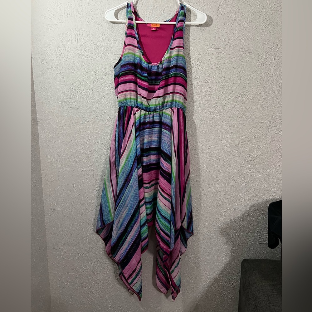 XL Sleeveless mid-length dress